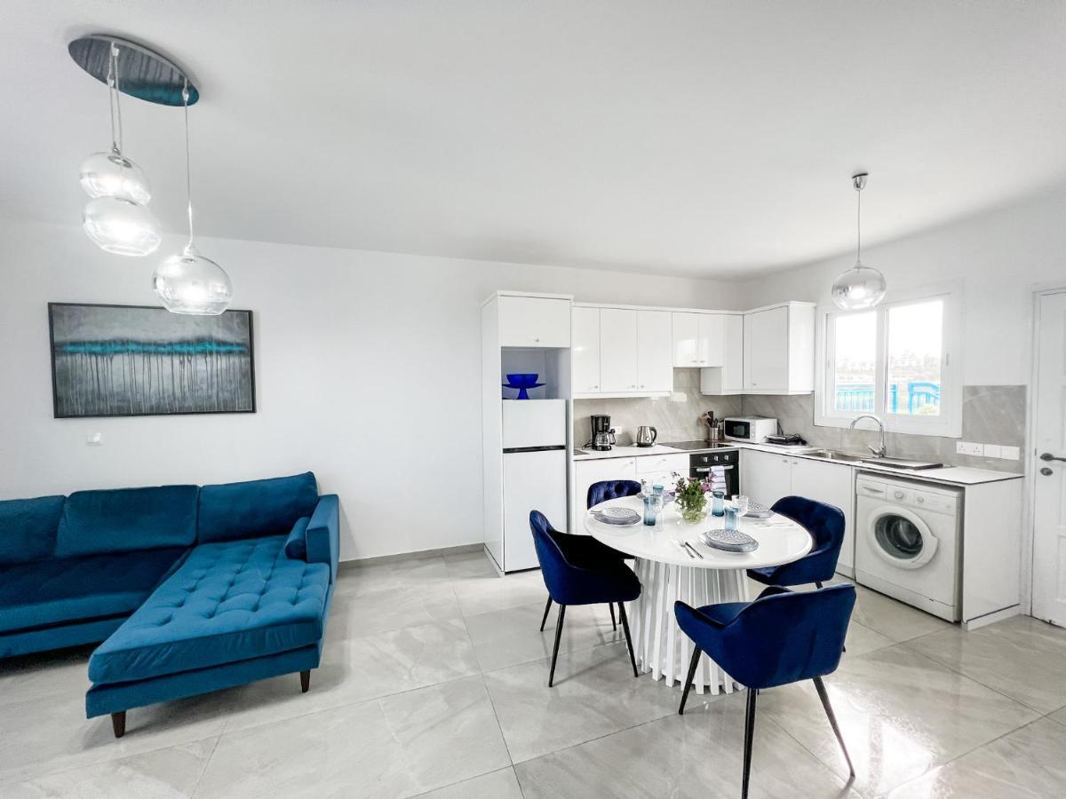 Latsi Apartment 16 Fully Renovated Bagian luar foto